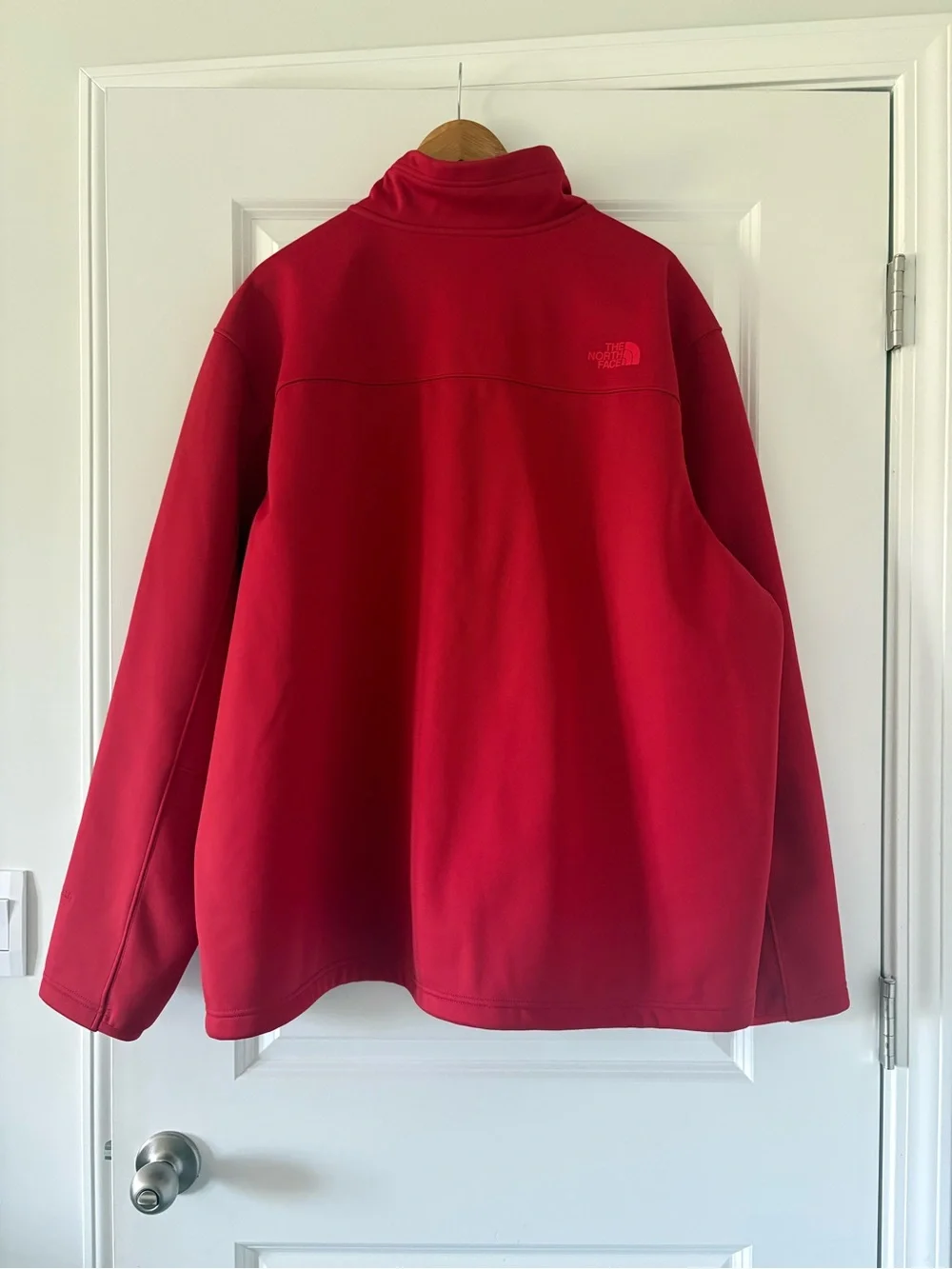 The North Face Men’s Apex Softshell Jacket Red and Black Hoodie Jacket XXXL